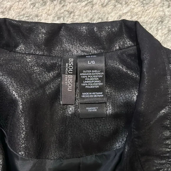 Bisou Bisou Cropped Leather Jacket with Button Details - Picture 5 of 5